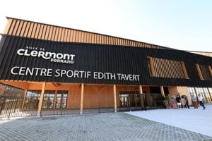 Réalisation d'un centre sportif à Clermont Ferrand suite à l'intervention de l'EPF Auvergne pour l'acquisition des parcelles et les travaux de proto-aménagement