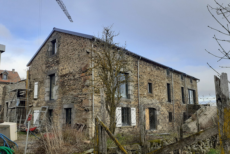 Travaux sur la commune de Rézentières après acquisition du bien par l'EPF Auvergne