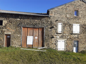 Projet de création de logements à Rézentières (15) - bâti avant travaux