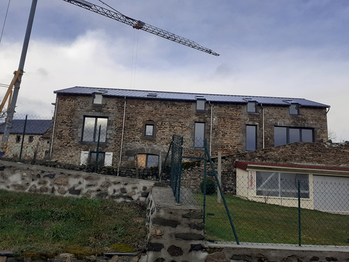 Projet de création de logements à Rézentières (15) - bâti pendant les travaux 6